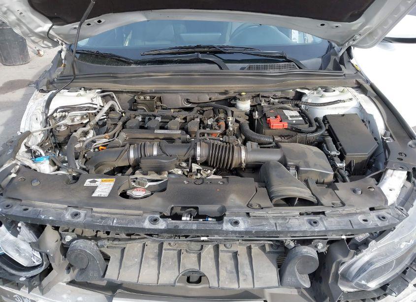 Photo 10 of 2019 Honda Accord LX (VIN 1HGCV1F1XKA047197)