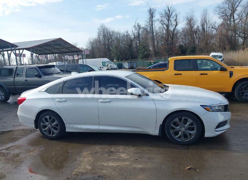 Photo 14 of 2019 Honda Accord LX (VIN 1HGCV1F1XKA058832)