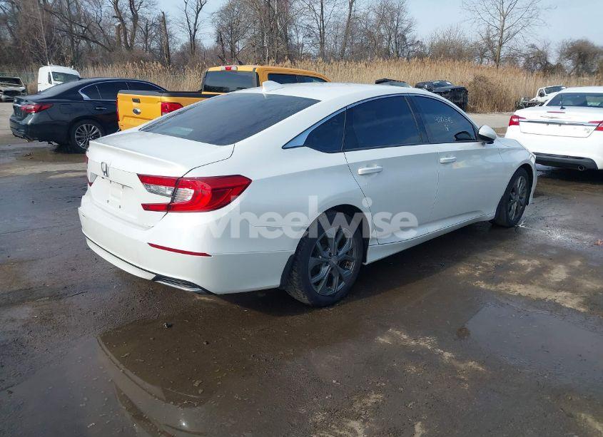 Photo 4 of 2019 Honda Accord LX (VIN 1HGCV1F1XKA058832)