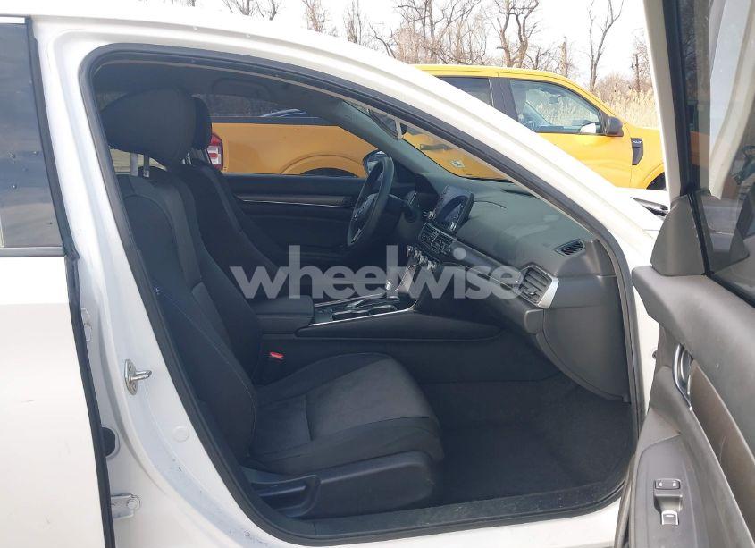 Photo 5 of 2019 Honda Accord LX (VIN 1HGCV1F1XKA058832)