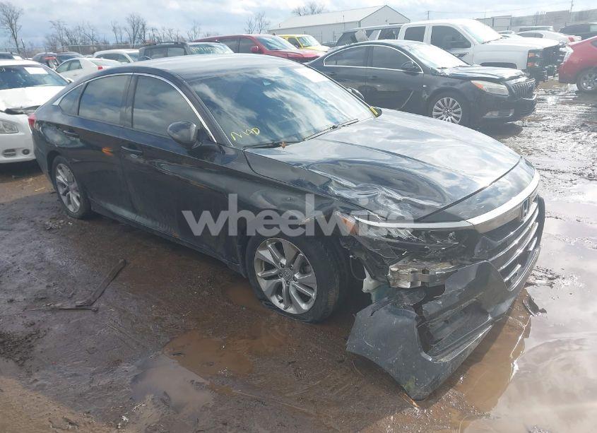 2019 Honda Accord LX (VIN 1HGCV1F1XKA071418) main photo