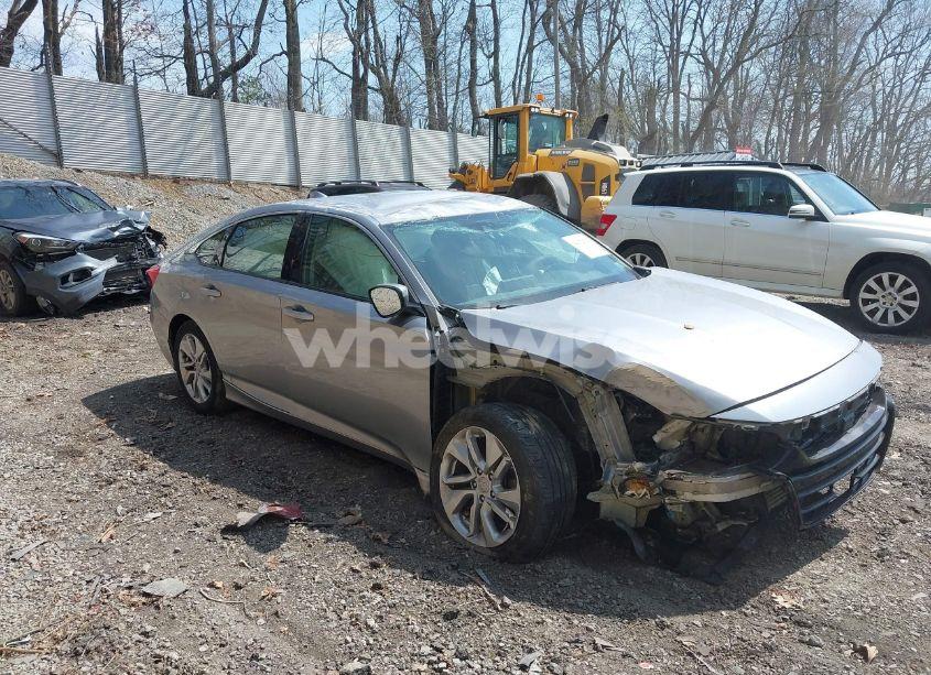2019 Honda Accord LX (VIN 1HGCV1F1XKA177139) main photo