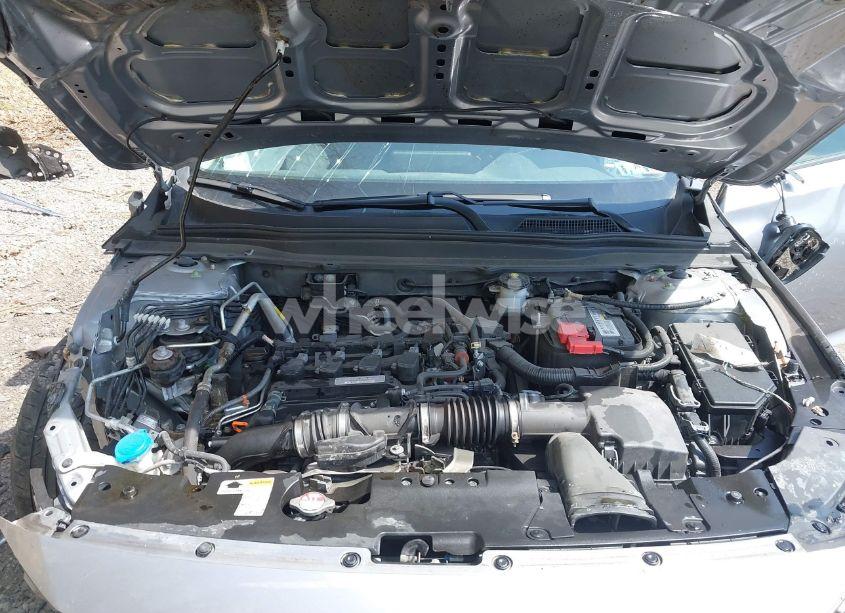 Photo 10 of 2019 Honda Accord LX (VIN 1HGCV1F1XKA177139)