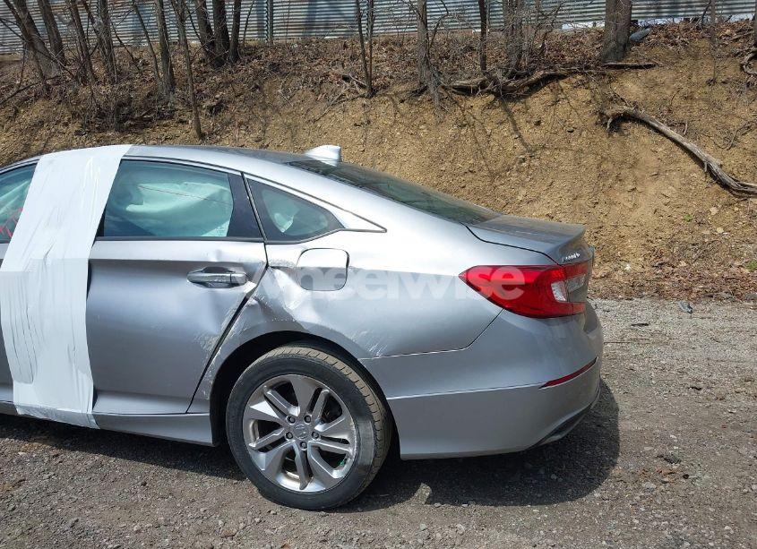 Photo 12 of 2019 Honda Accord LX (VIN 1HGCV1F1XKA177139)