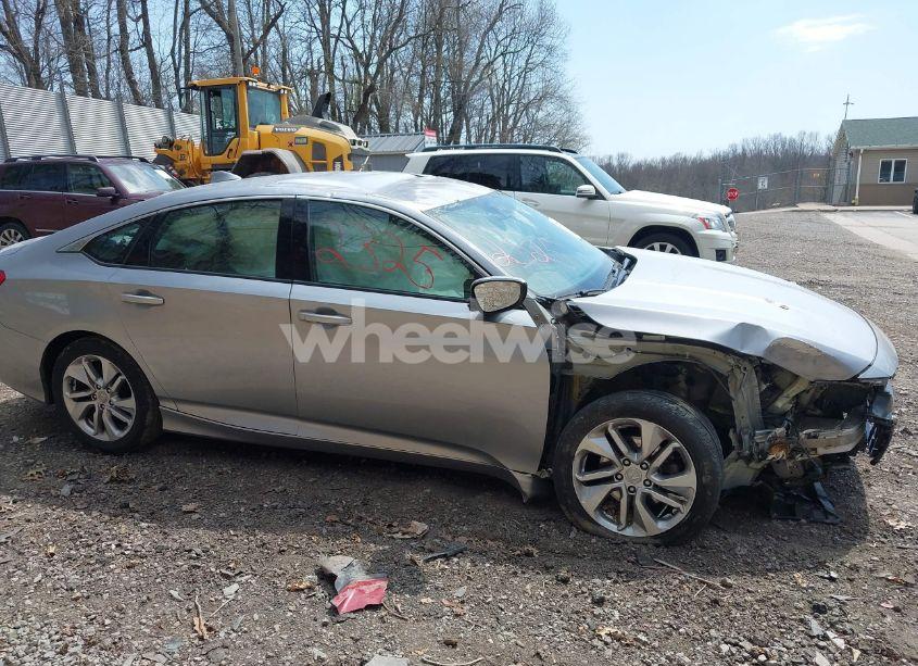 Photo 14 of 2019 Honda Accord LX (VIN 1HGCV1F1XKA177139)
