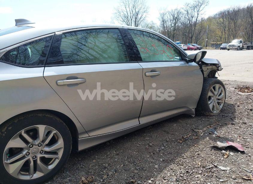 Photo 21 of 2019 Honda Accord LX (VIN 1HGCV1F1XKA177139)