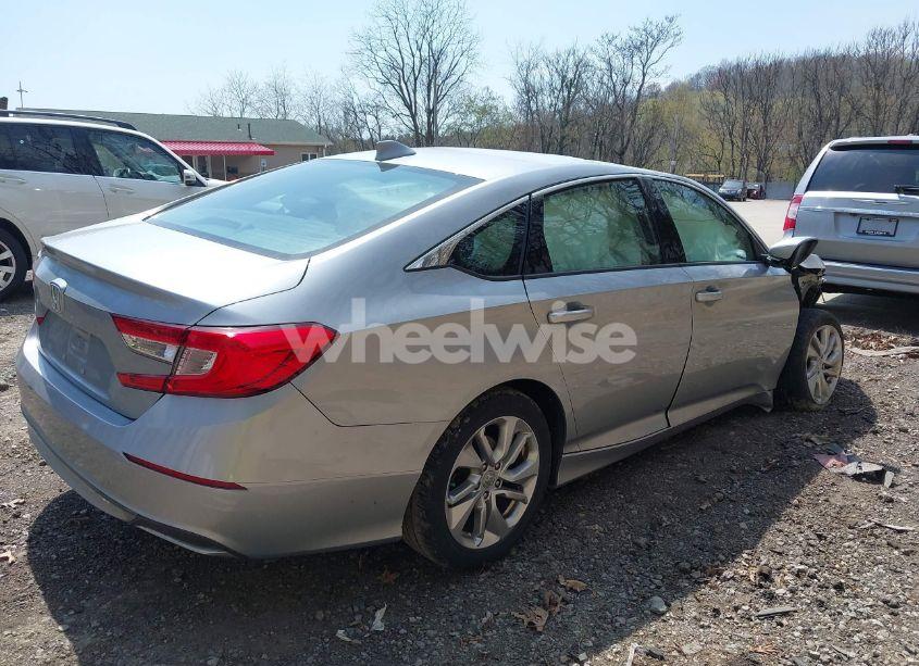Photo 4 of 2019 Honda Accord LX (VIN 1HGCV1F1XKA177139)