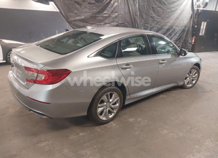 Photo 4 of 2020 Honda Accord LX (VIN 1HGCV1F1XLA076037)