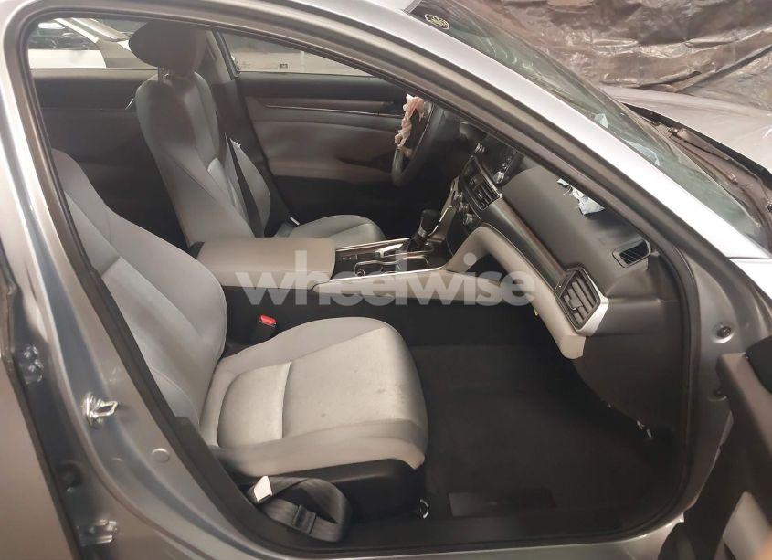Photo 5 of 2020 Honda Accord LX (VIN 1HGCV1F1XLA076037)