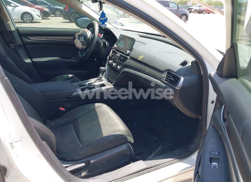 Photo 5 of 2020 Honda Accord LX (VIN 1HGCV1F1XLA111482)
