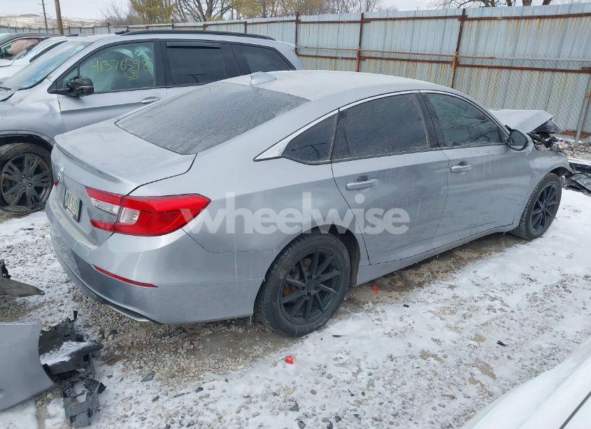 Photo 4 of 2022 Honda Accord LX (VIN 1HGCV1F1XNA022885)