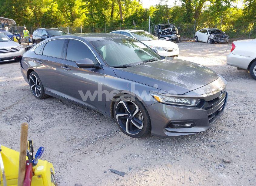 2018 Honda Accord SPORT (VIN 1HGCV1F30JA005928) main photo