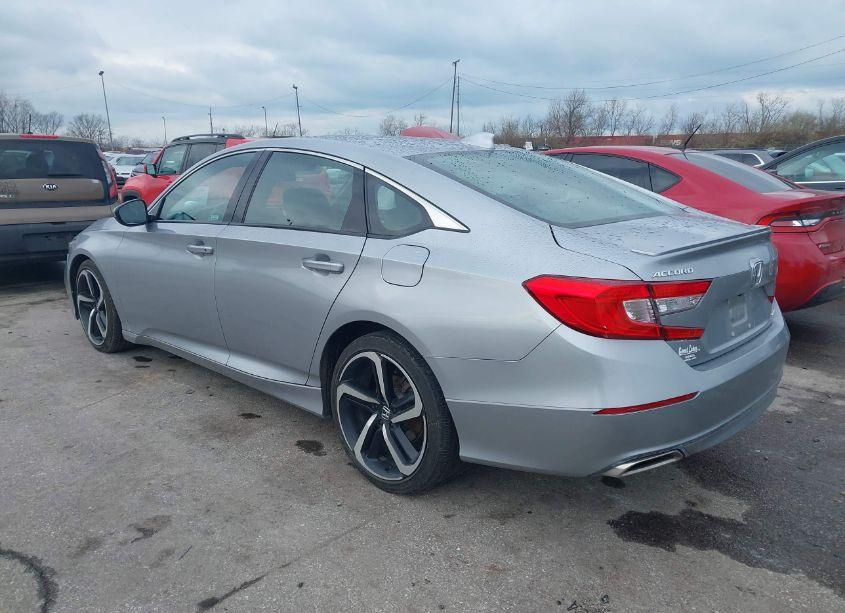 Photo 3 of 2018 Honda Accord SPORT (VIN 1HGCV1F30JA049718)