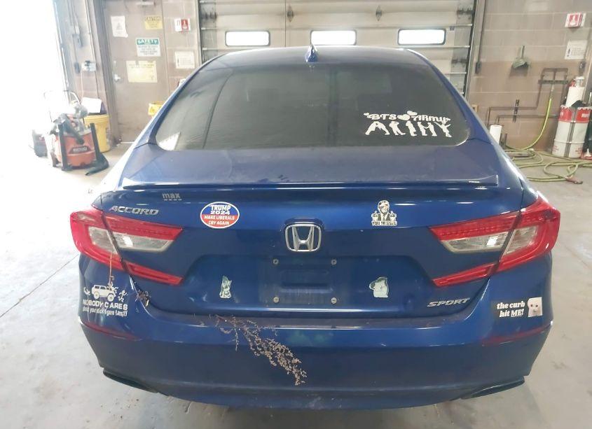 Photo 16 of 2018 Honda Accord SPORT (VIN 1HGCV1F30JA071346)