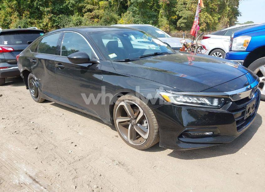 2018 Honda Accord SPORT (VIN 1HGCV1F30JA075686) main photo