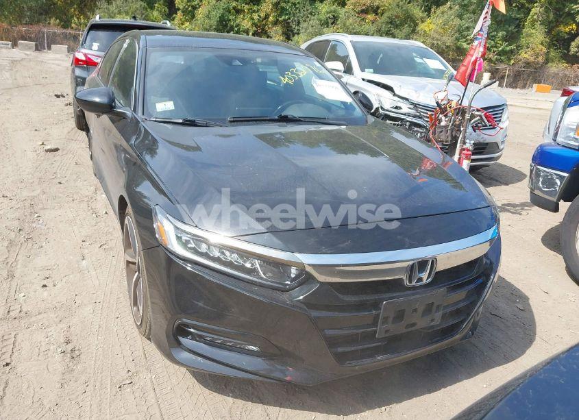 Photo 12 of 2018 Honda Accord SPORT (VIN 1HGCV1F30JA075686)