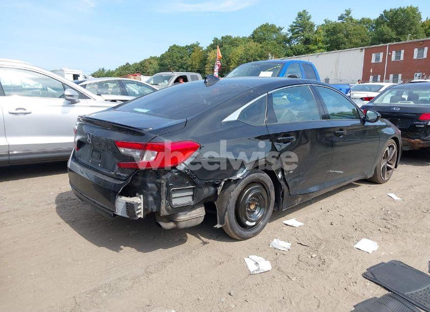 Photo 4 of 2018 Honda Accord SPORT (VIN 1HGCV1F30JA075686)