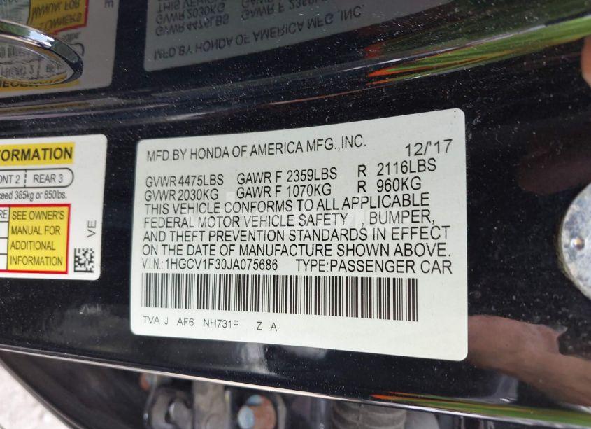 Photo 9 of 2018 Honda Accord SPORT (VIN 1HGCV1F30JA075686)