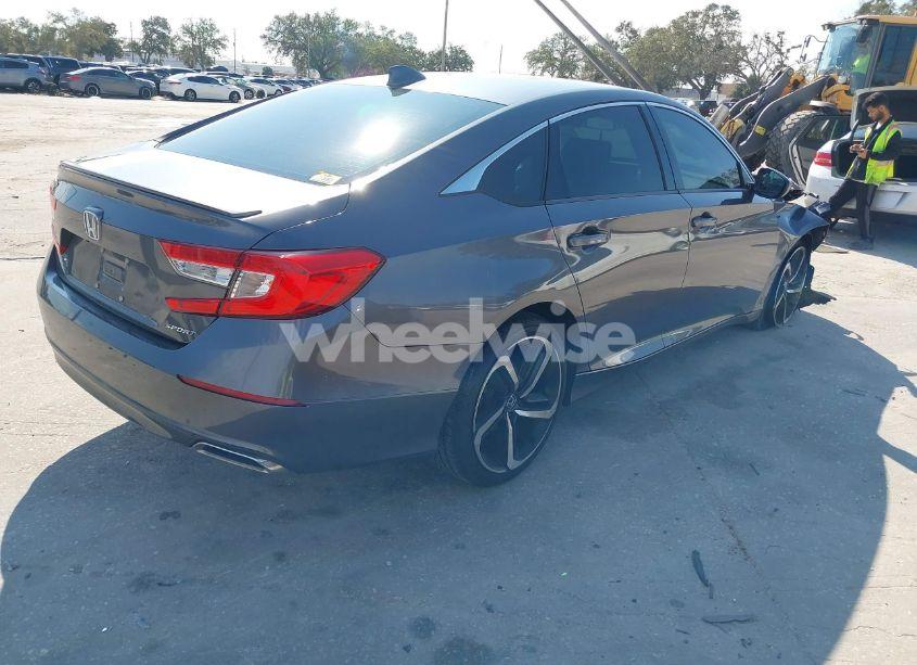 Photo 4 of 2018 Honda Accord SPORT (VIN 1HGCV1F30JA136244)