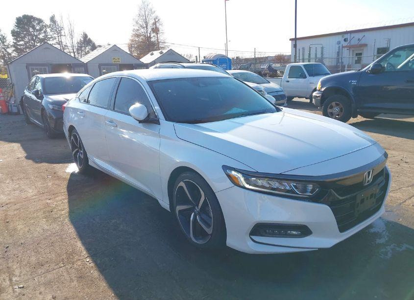 2018 Honda Accord SPORT (VIN 1HGCV1F30JA186495) main photo