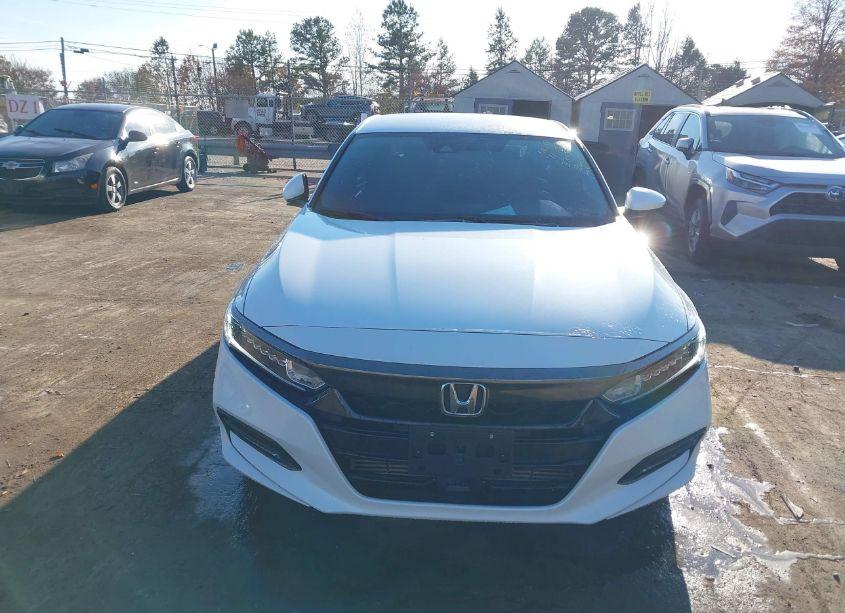 Photo 12 of 2018 Honda Accord SPORT (VIN 1HGCV1F30JA186495)