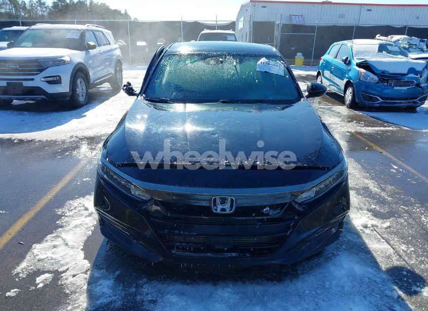 Photo 12 of 2018 Honda Accord SPORT (VIN 1HGCV1F30JA198534)