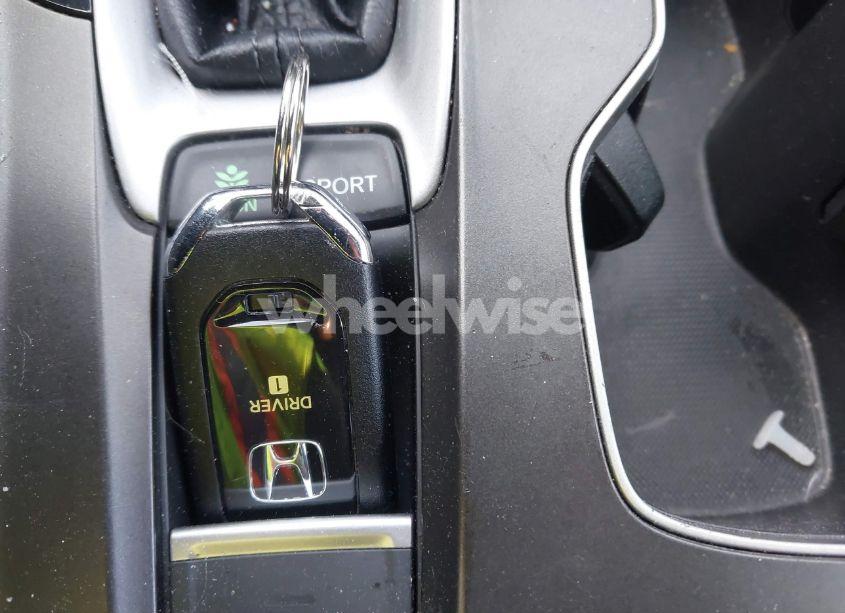 Photo 11 of 2018 Honda Accord SPORT (VIN 1HGCV1F30JA210357)