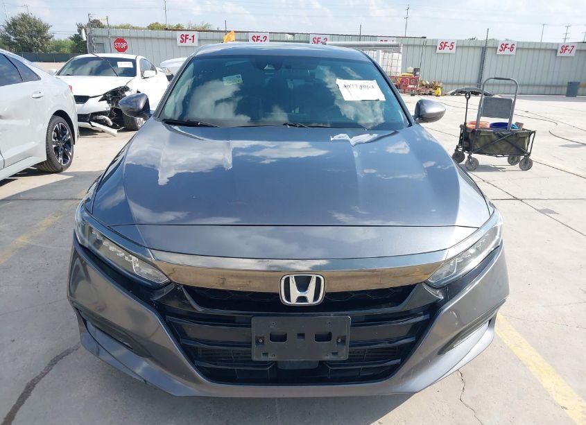 Photo 13 of 2018 Honda Accord SPORT (VIN 1HGCV1F30JA216899)