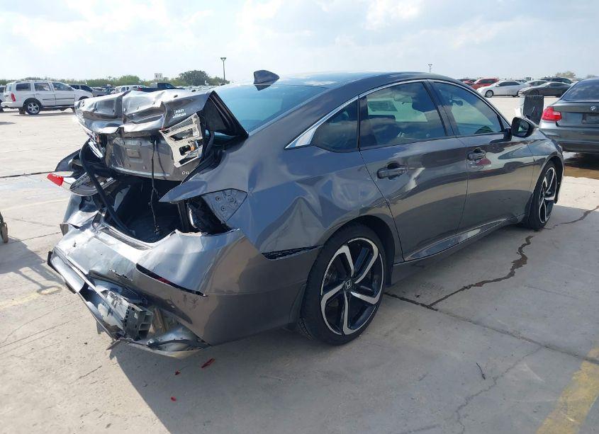 Photo 4 of 2018 Honda Accord SPORT (VIN 1HGCV1F30JA216899)