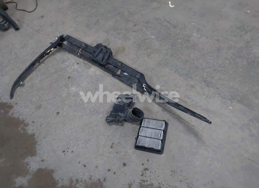 Photo 12 of 2018 Honda Accord SPORT (VIN 1HGCV1F30JA219592)