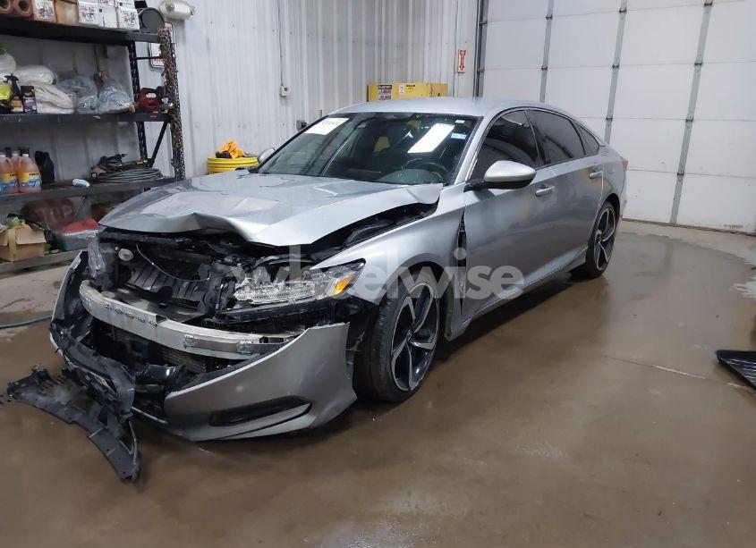 Photo 2 of 2018 Honda Accord SPORT (VIN 1HGCV1F30JA219592)