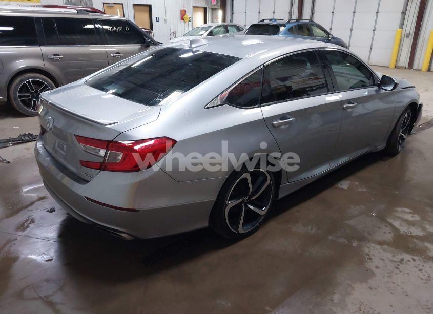 Photo 4 of 2018 Honda Accord SPORT (VIN 1HGCV1F30JA219592)