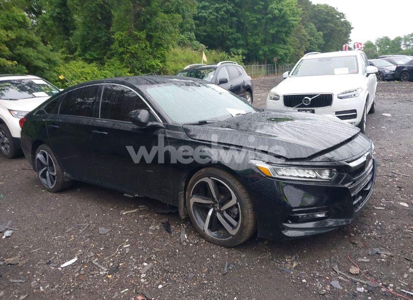 Photo 13 of 2018 Honda Accord SPORT (VIN 1HGCV1F30JA226624)