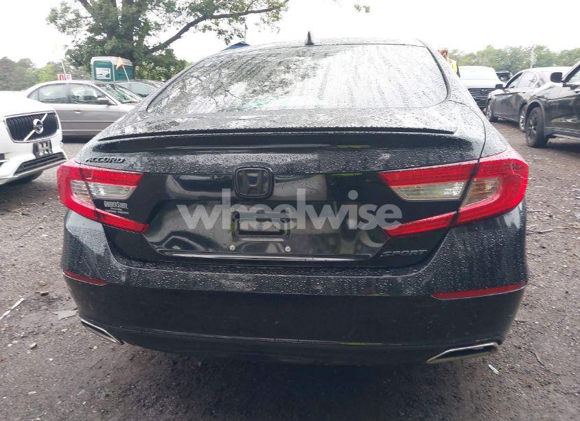 Photo 16 of 2018 Honda Accord SPORT (VIN 1HGCV1F30JA226624)