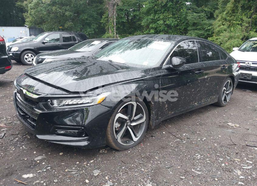 Photo 2 of 2018 Honda Accord SPORT (VIN 1HGCV1F30JA226624)