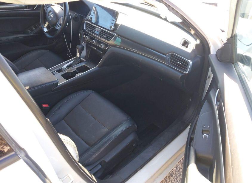 Photo 5 of 2018 Honda Accord SPORT (VIN 1HGCV1F30JA259686)