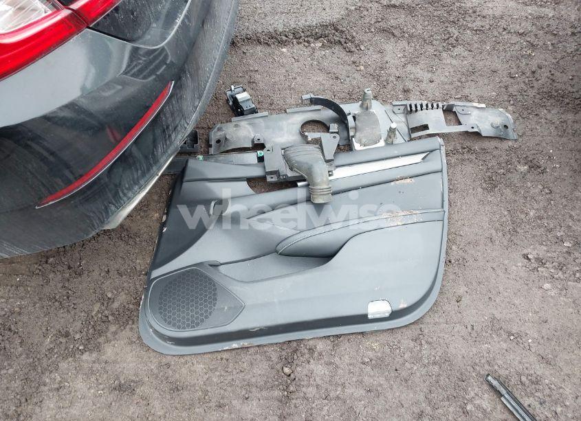 Photo 12 of 2018 Honda Accord SPORT (VIN 1HGCV1F30JA811056)