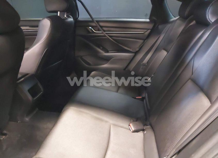 Photo 8 of 2019 Honda Accord SPORT (VIN 1HGCV1F30KA016123)