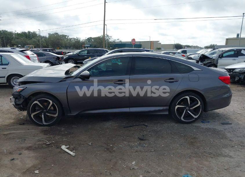 Photo 14 of 2019 Honda Accord SPORT (VIN 1HGCV1F30KA052636)