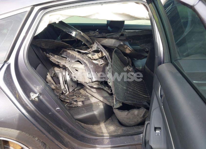 Photo 8 of 2019 Honda Accord SPORT (VIN 1HGCV1F30KA052636)