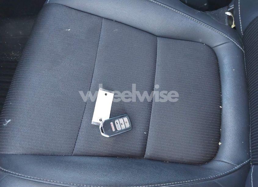 Photo 11 of 2019 Honda Accord SPORT (VIN 1HGCV1F30KA058095)