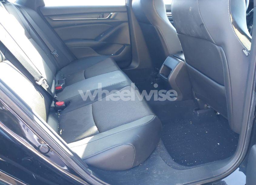 Photo 8 of 2019 Honda Accord SPORT (VIN 1HGCV1F30KA058095)