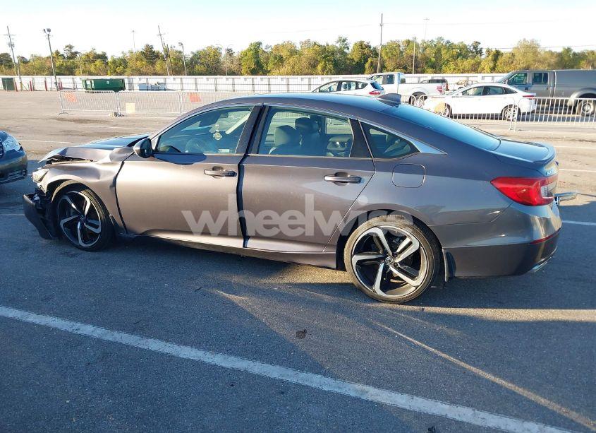 Photo 14 of 2019 Honda Accord SPORT (VIN 1HGCV1F30KA064169)