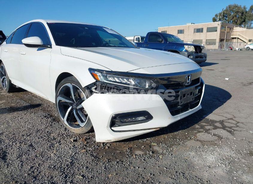 Photo 6 of 2019 Honda Accord SPORT (VIN 1HGCV1F30KA095535)
