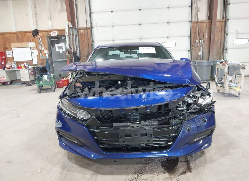 Photo 6 of 2019 Honda Accord SPORT (VIN 1HGCV1F30KA101396)