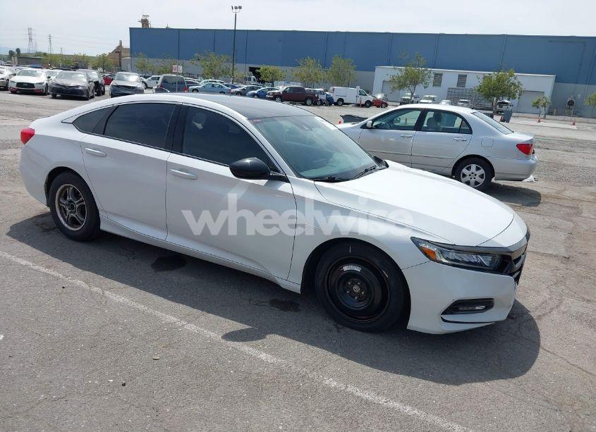 2019 Honda Accord SPORT (VIN 1HGCV1F30KA101706) main photo