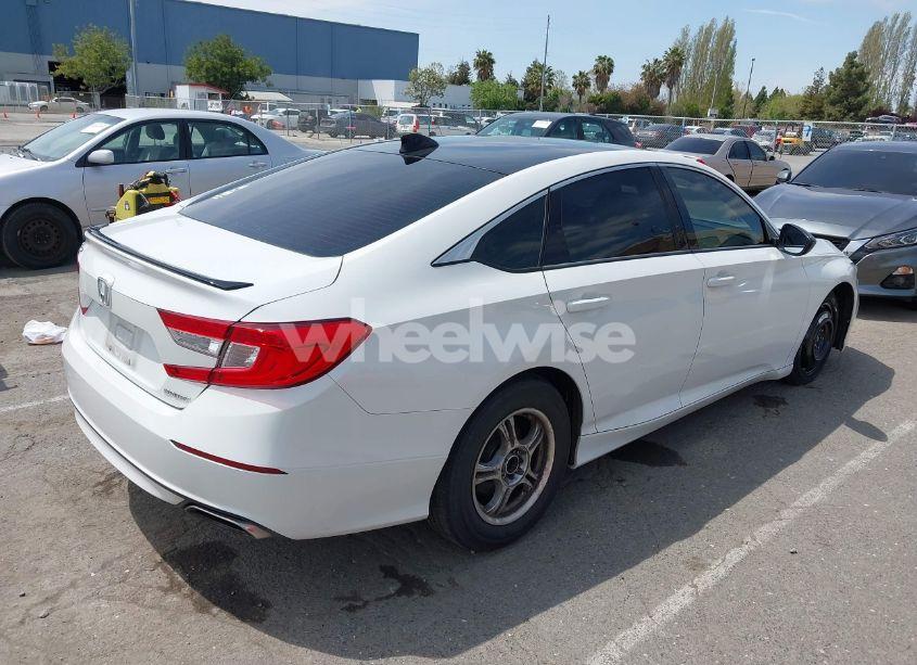 Photo 4 of 2019 Honda Accord SPORT (VIN 1HGCV1F30KA101706)