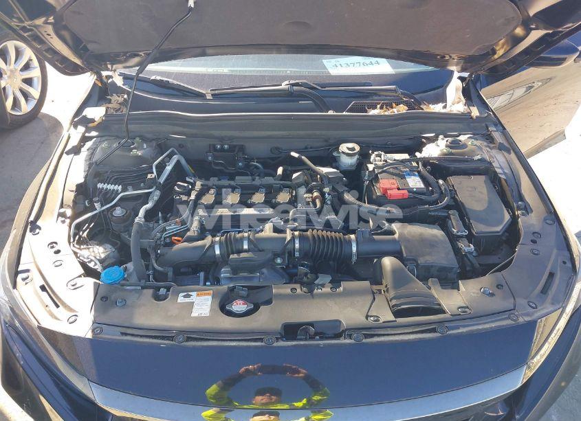 Photo 10 of 2019 Honda Accord SPORT (VIN 1HGCV1F30KA103424)