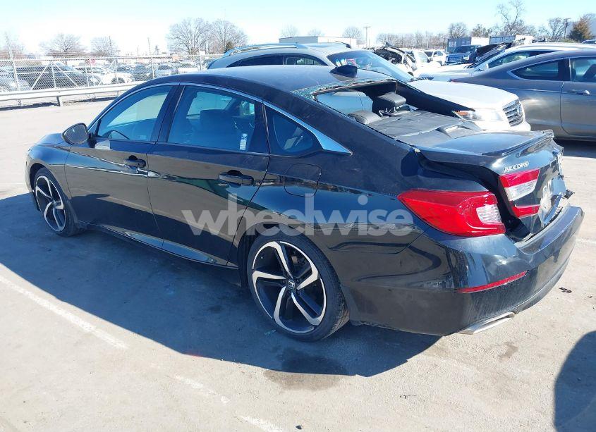 Photo 3 of 2019 Honda Accord SPORT (VIN 1HGCV1F30KA103424)