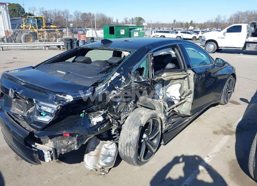 Photo 6 of 2019 Honda Accord SPORT (VIN 1HGCV1F30KA103424)